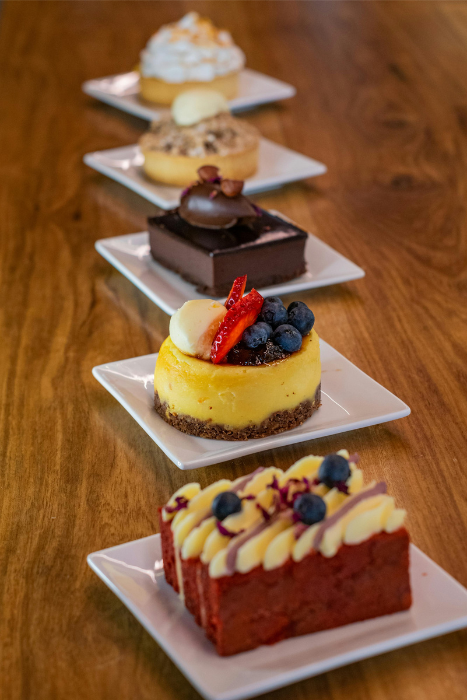 From Fries to Cakes: The Complete Food Experience at Gusto